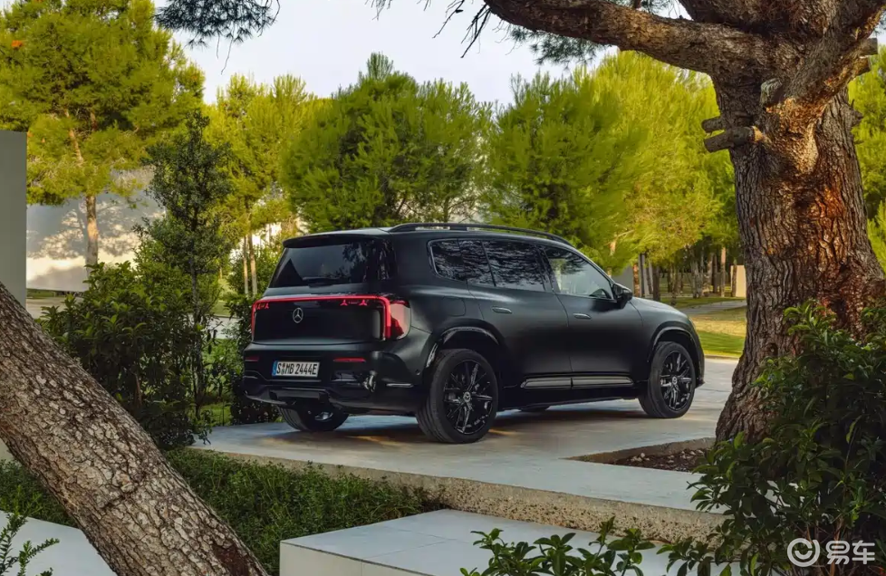 双动力加持,全新一代奔驰GLB官图发布