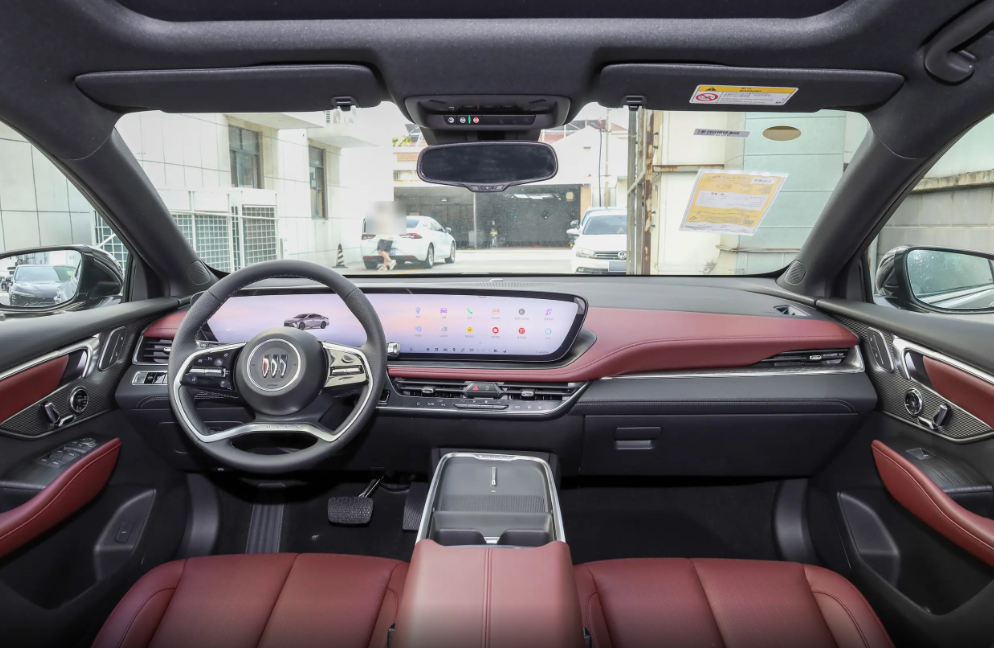 中期改款也有诚意？新款别克君越，实用兼顾智能