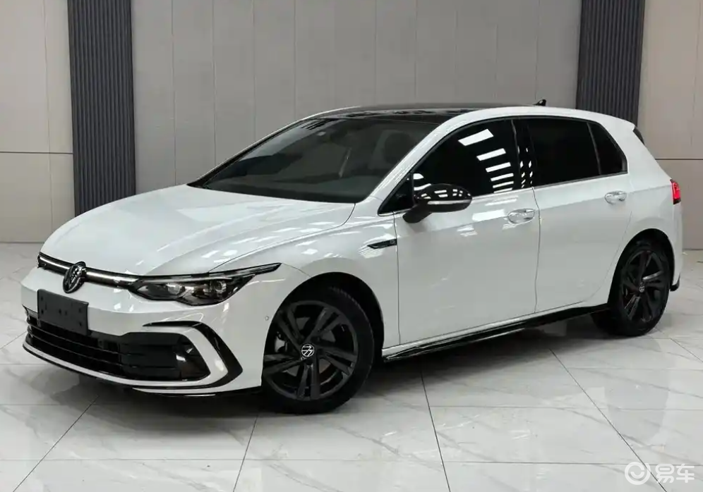新款高尔夫 300TSI R-Line 上市！