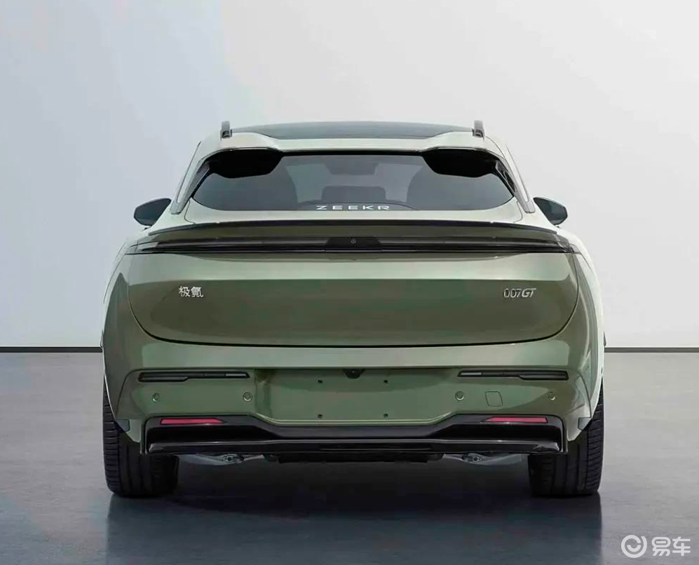 极氪007gt版实车 970fc03179de431dbba12b3c3b8e08d7.png