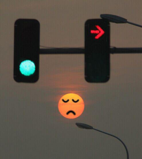 红灯亮了到底能不能右转?真相是这样的