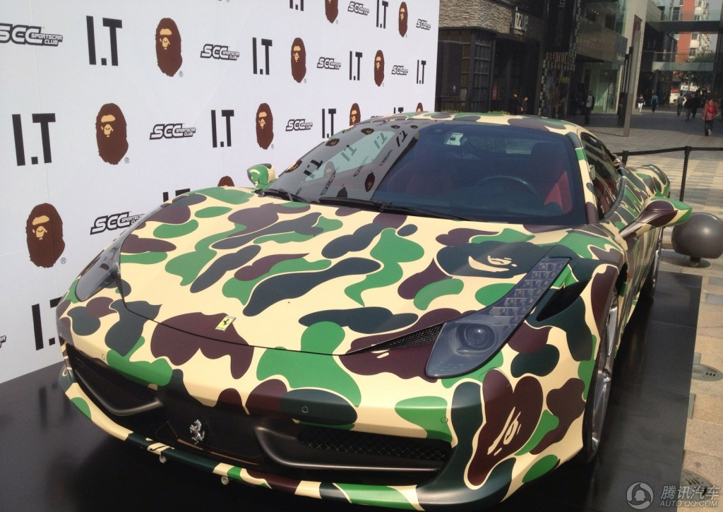 日本潮流品牌佳作 迷彩豪车现北京街头