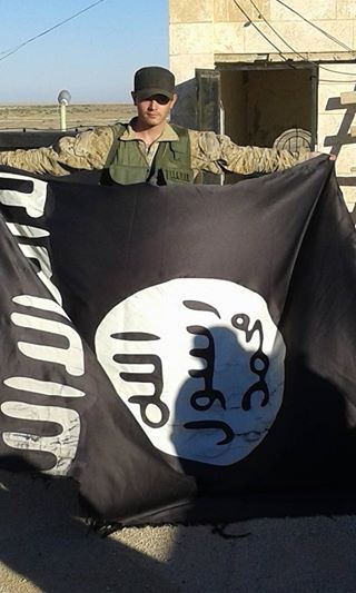 库尔德武装展示is自爆卡车