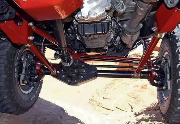 悍马h3r8普拉多这样的高端车都用啥悬挂