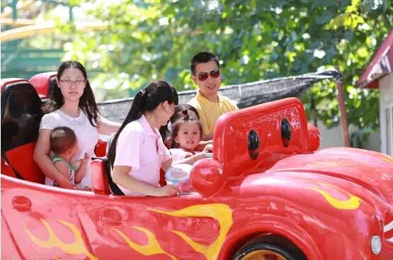 致童年,幸福乐翻天