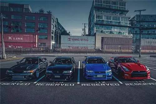 marcel lech 给我们带来了一组经典的摄影作品,四代战神 gtr 齐聚一堂