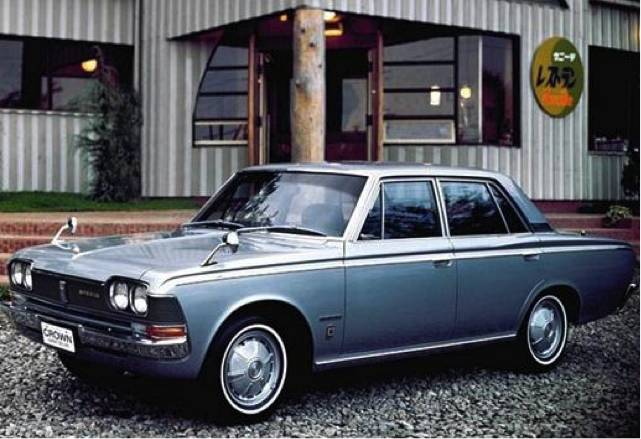 神车史之丰田接力跑王——crown皇冠