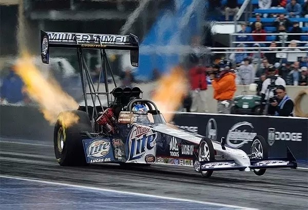 疯狂的top fuel直线加速赛_易车