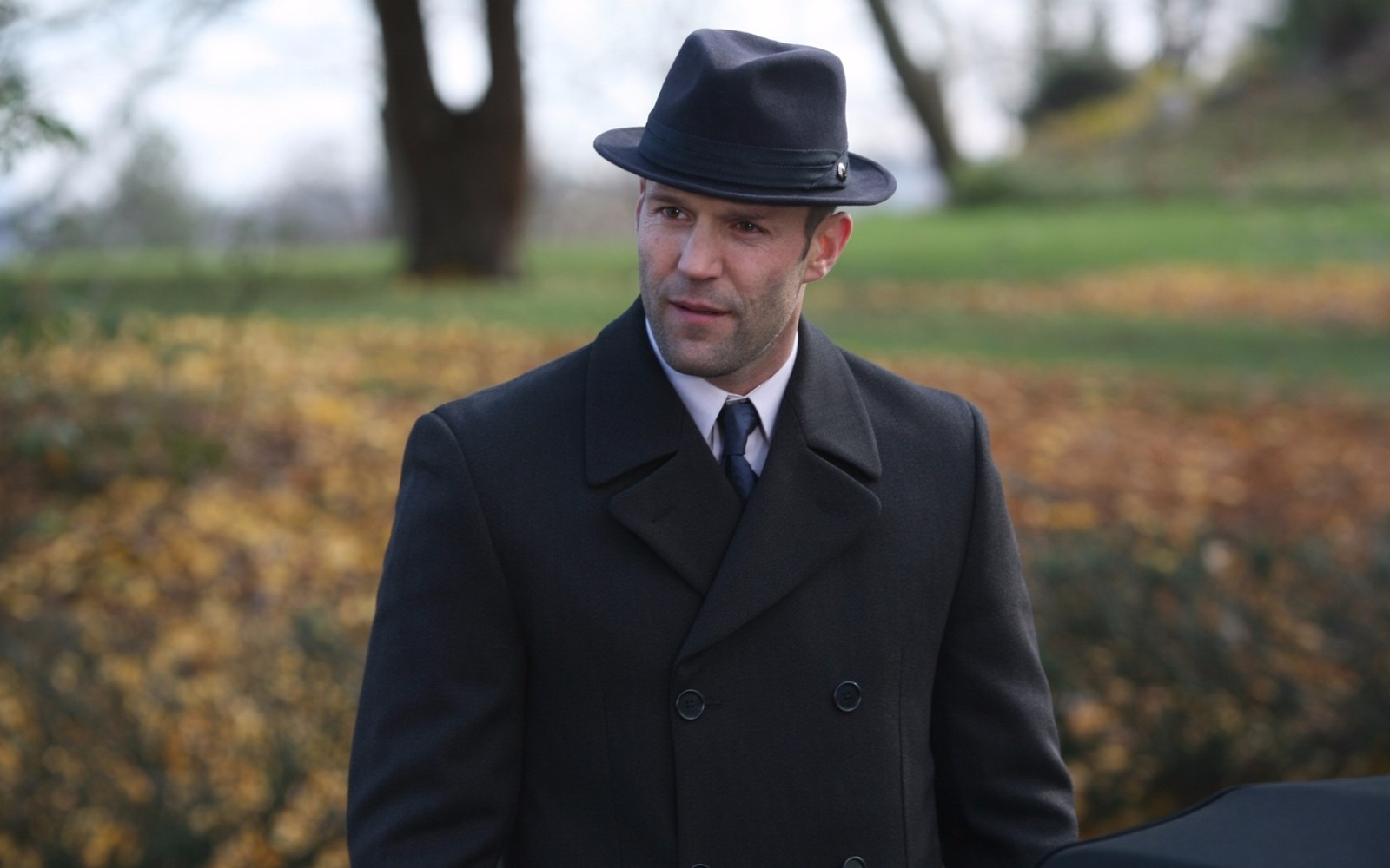 可以说,是三种元素成就了杰森斯坦森的电影.