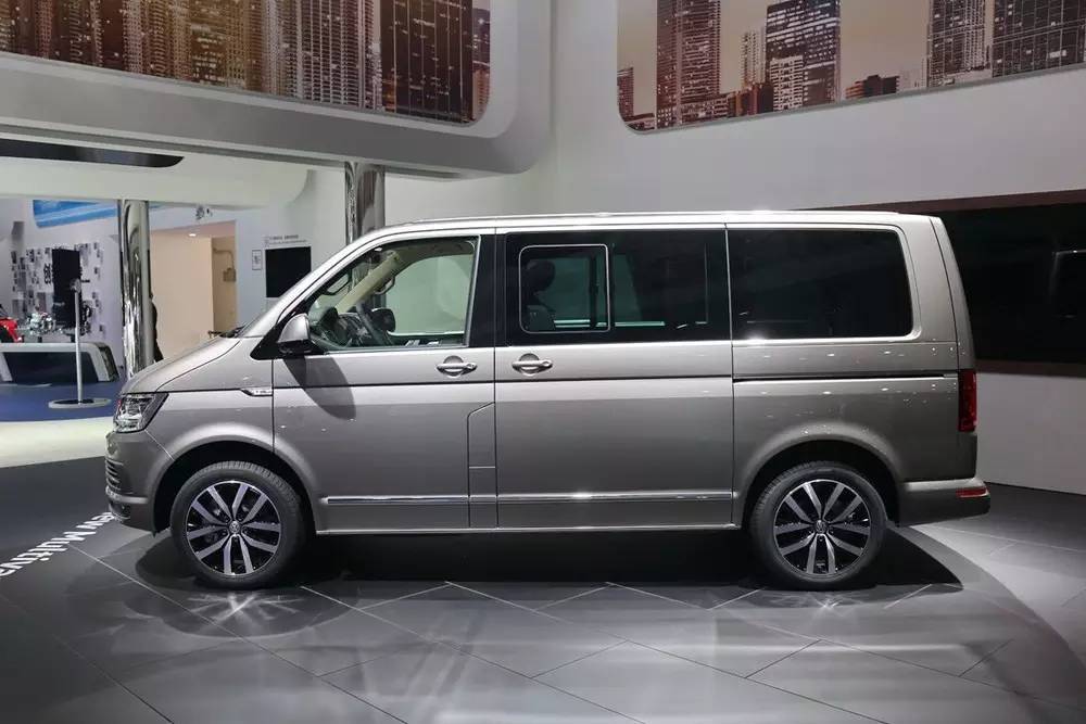 国内仅此一款!"带t 四驱"的大空间mpv