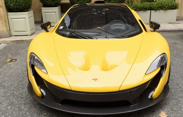 伦敦"炫富季" 中东土豪晒价值上亿豪车