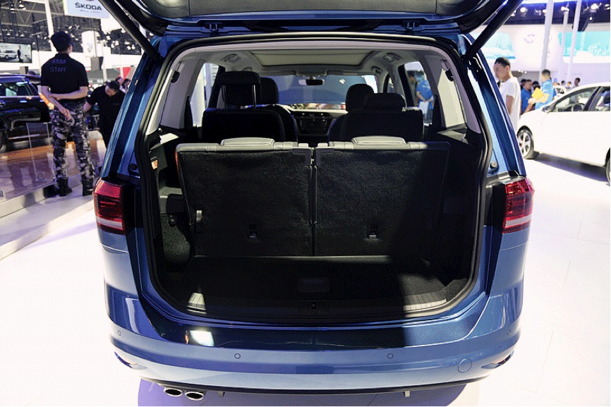 多一种选择可灵活走位的6座版全新途安l