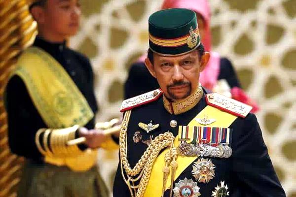 一个令爱车人羡慕不已的神人文莱国王