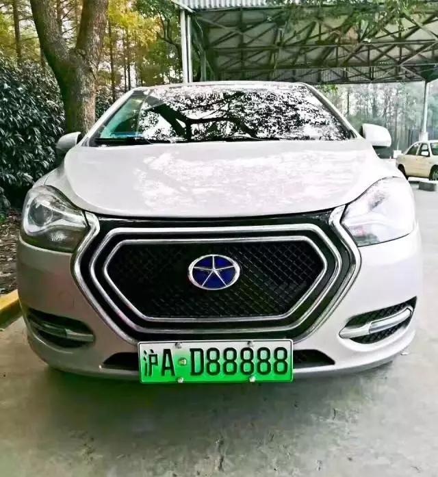 绿牌来了,第一次觉得蓝牌是那么好看!_易车