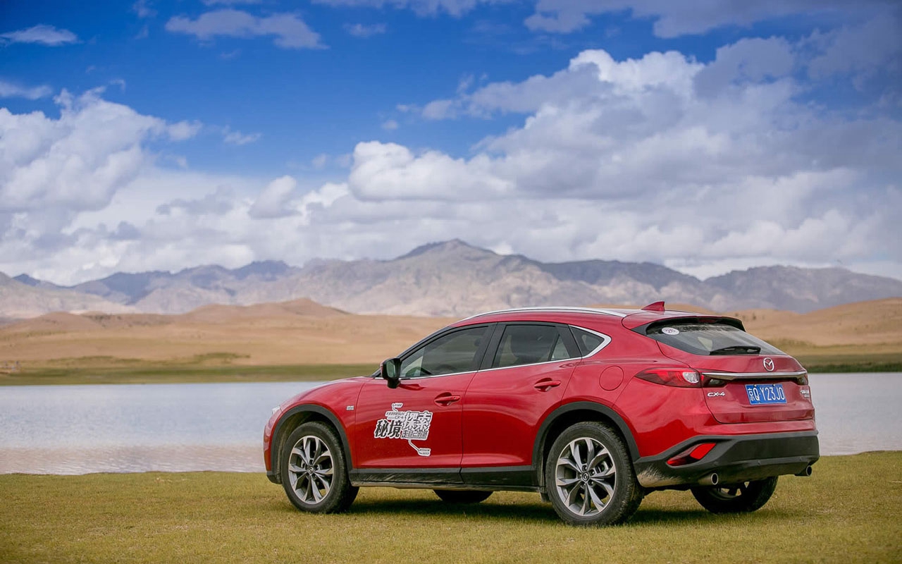 马自达cx4时尚的设计动感的轿跑suv促销