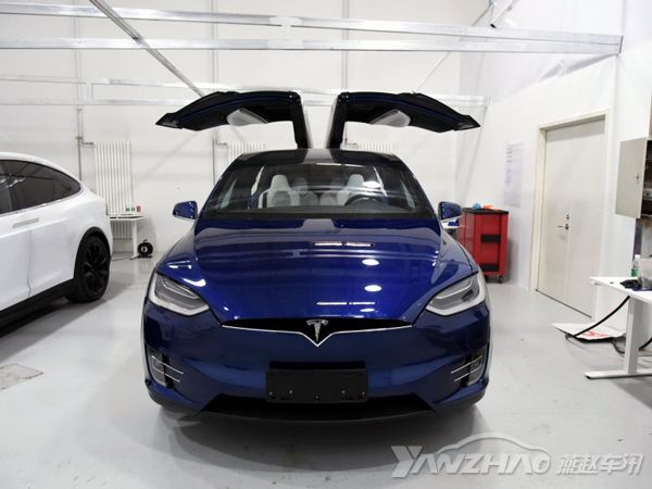 特斯拉model x