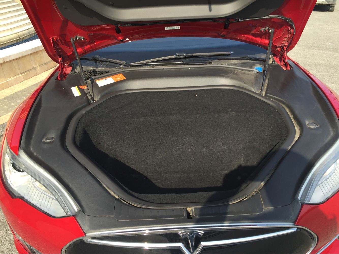 与特斯拉共处几日后 我回头看着我的五菱哭了!