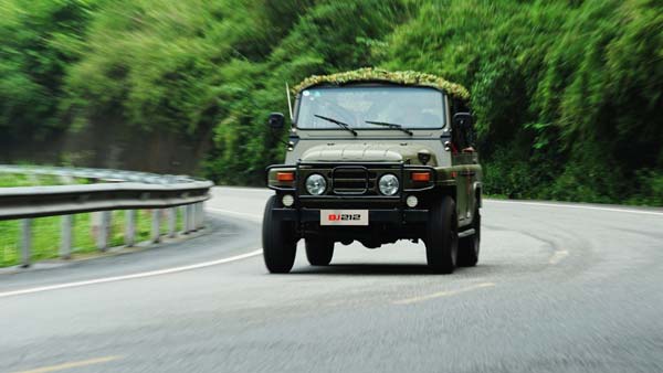 开着北京bj20去撒野定位可变情怀不能变