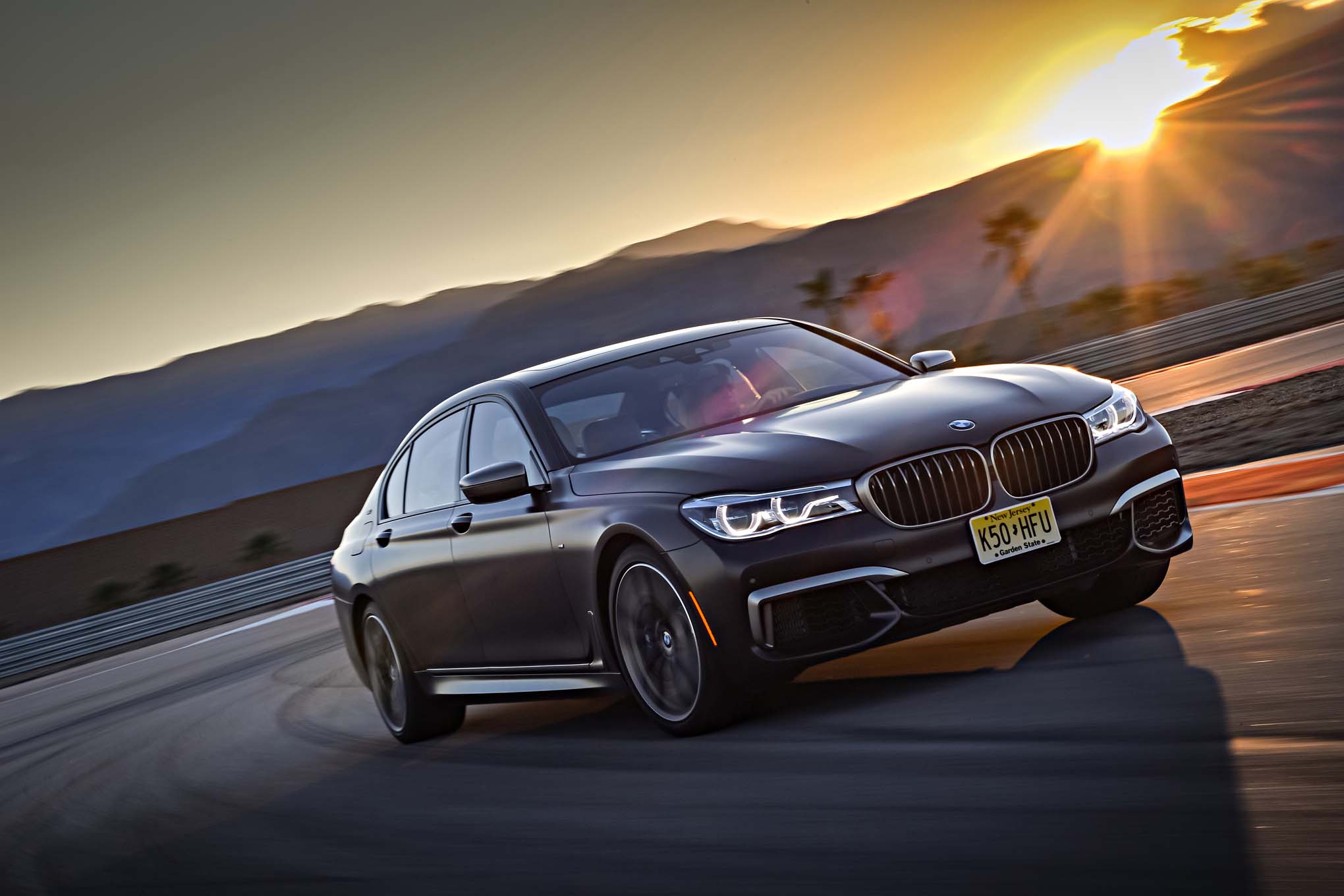 宝马m760ixdrive海外试驾