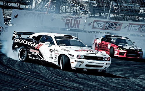 改装车≠飙车 男人为什么爱改装车?