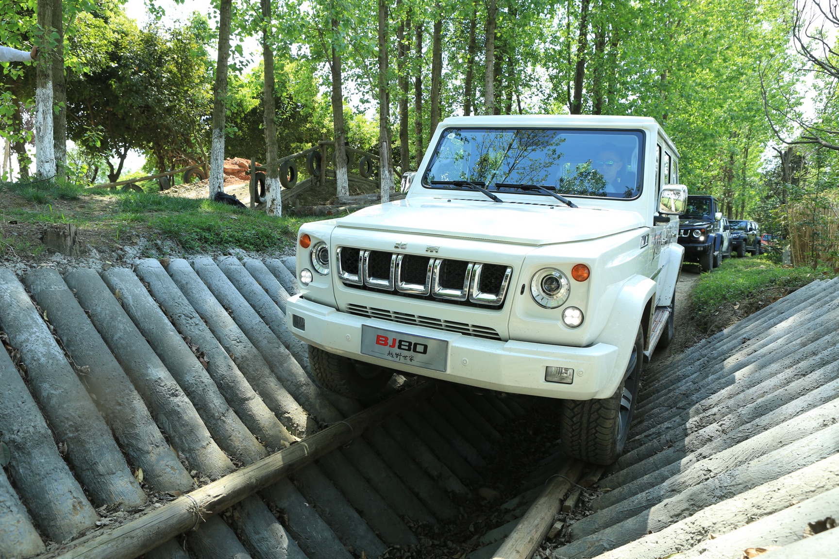 体验征服者 北汽38度向上越野体验营成都站