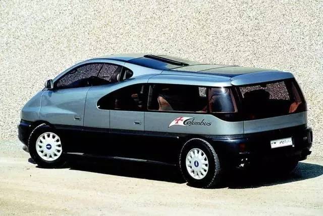 宝马虽然没有mpv,但是人家有陆上波音747