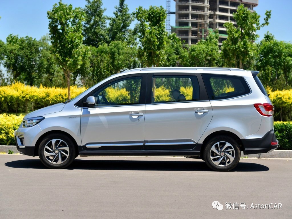 五菱宏光s3,是新篇章還是掛羊頭的suv?