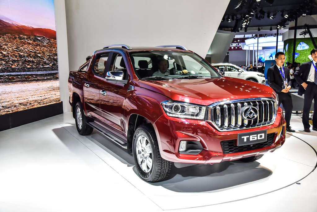 又是大尺寸又是用户定制国产皮卡大通t60要搞事