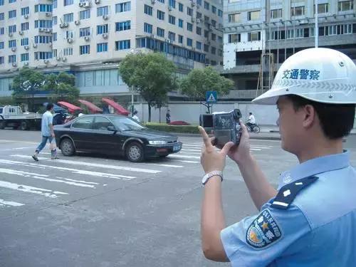 7月1日起車行斑馬線不禮讓行人馬上罰款扣分