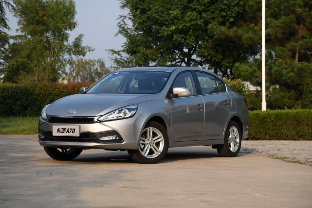 适合毕业生购买的人生第一台车