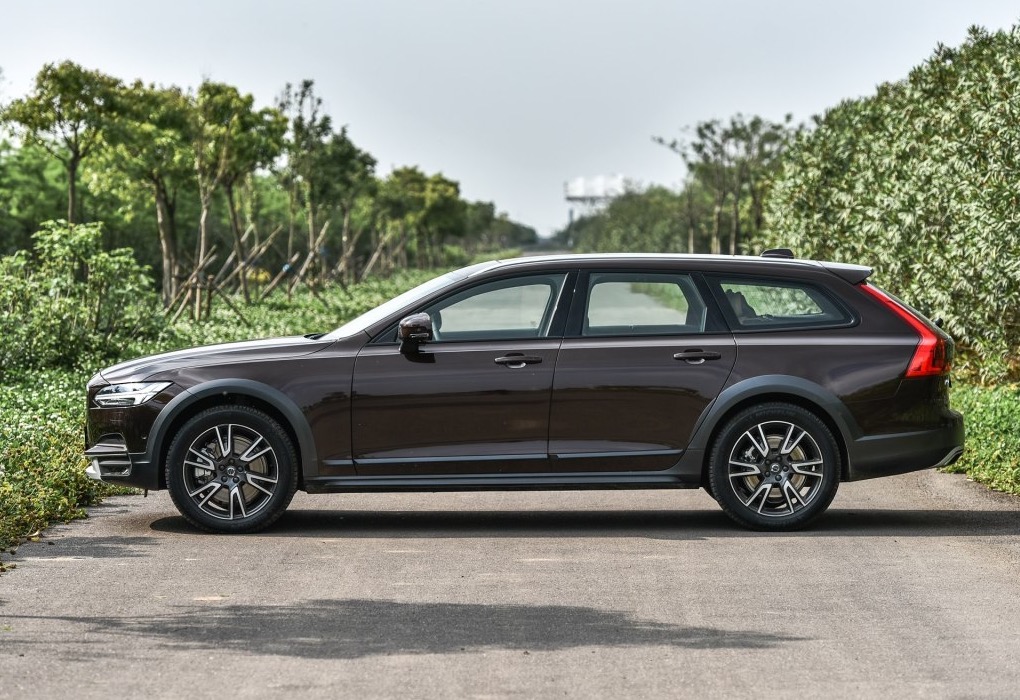 20万想买个旅行车推荐哪一款