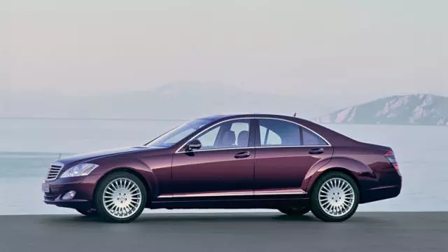 谈论奔驰s级轿车时 我们在谈论什么?