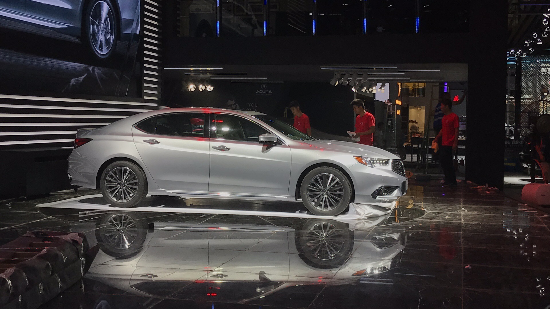 2017成都车展:广汽讴歌tlx-l