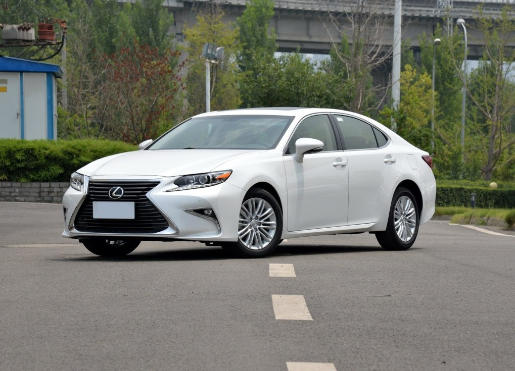 最便宜的雷克萨斯es系列并不靠低价来赢得市场