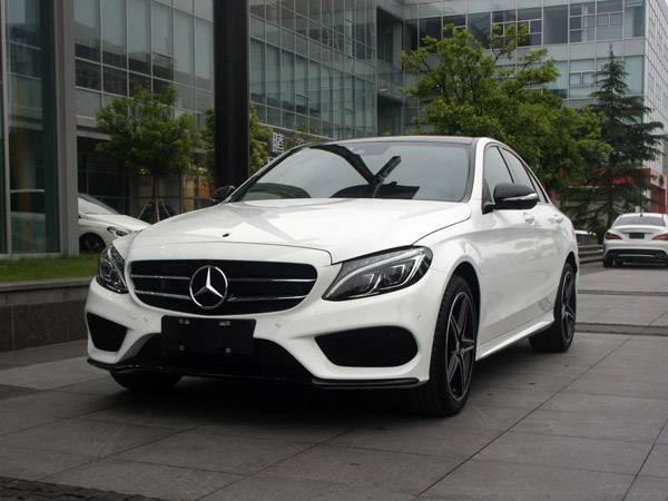 30多万买台奔驰c200,立马飞上枝头变凤凰