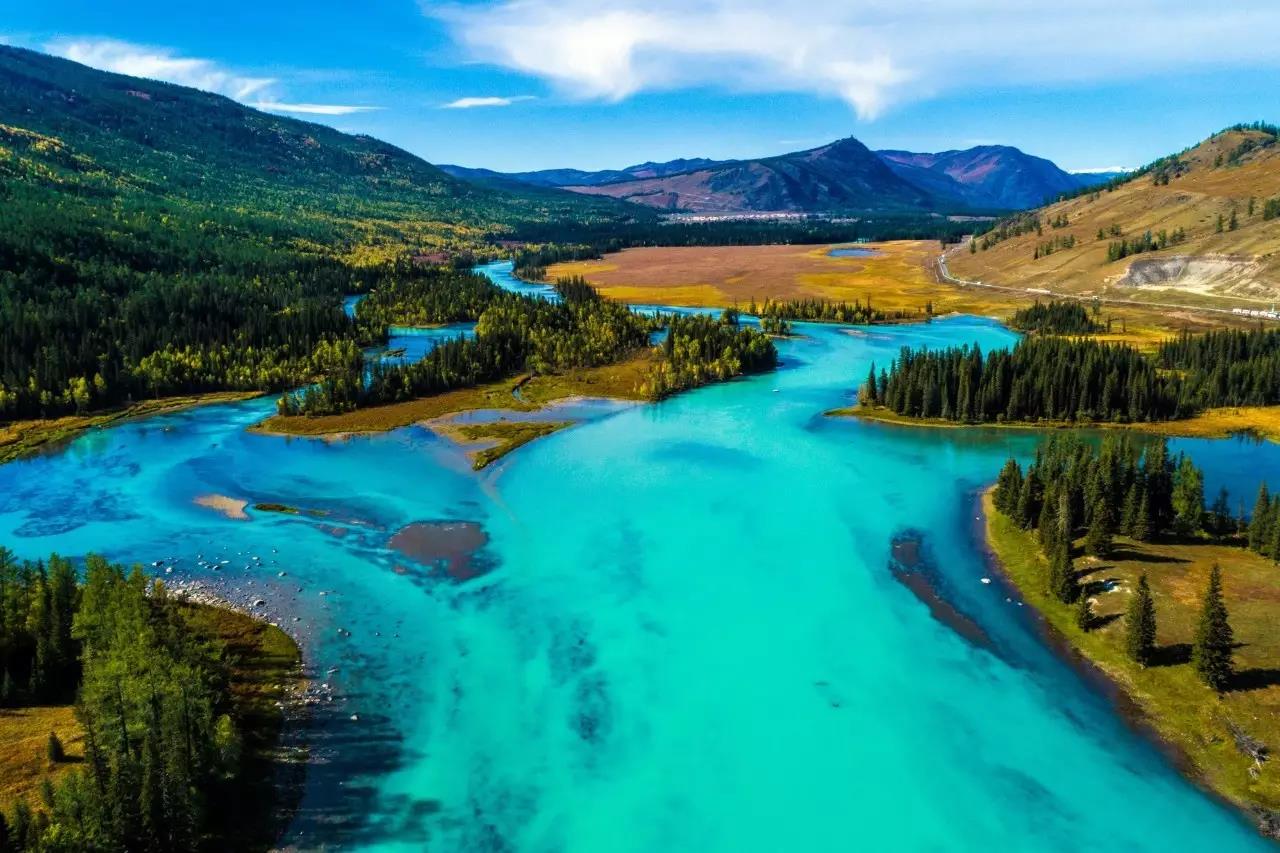 神的后花园里喀纳斯湖没有水怪,只有神秘的图瓦人和三好学生博越