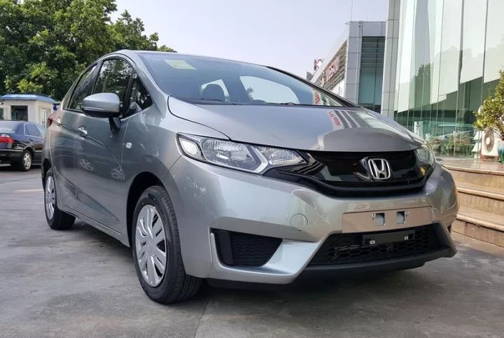 6万内日系二手车如何选?流媒体后视镜是什么鬼?咋开车才真省油?