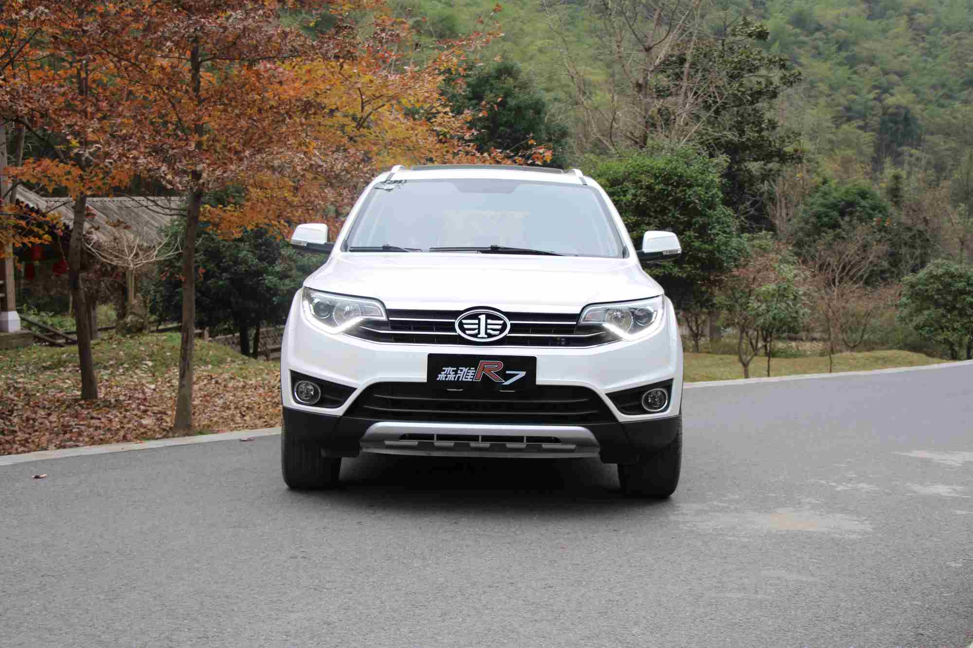 会"思考"的"黄金搭档" 试驾智能suv森雅r7