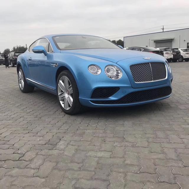 宾利欧陆翠鸟蓝,双十二快乐有点甜!