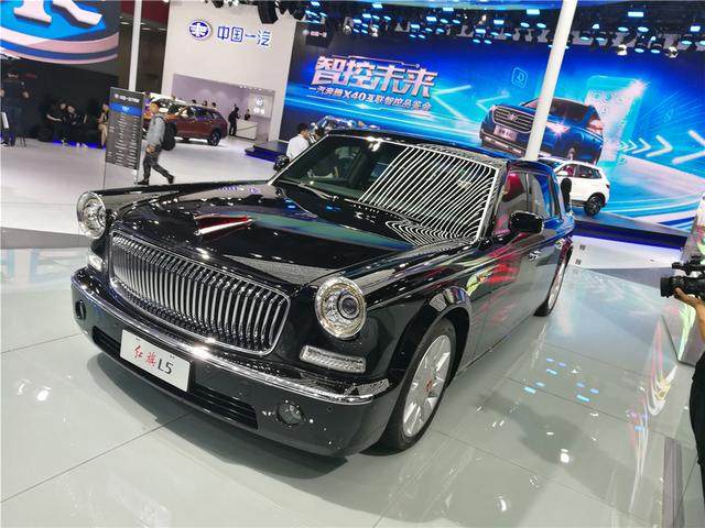 实拍500万的红旗l5,比劳斯莱斯漂亮十倍