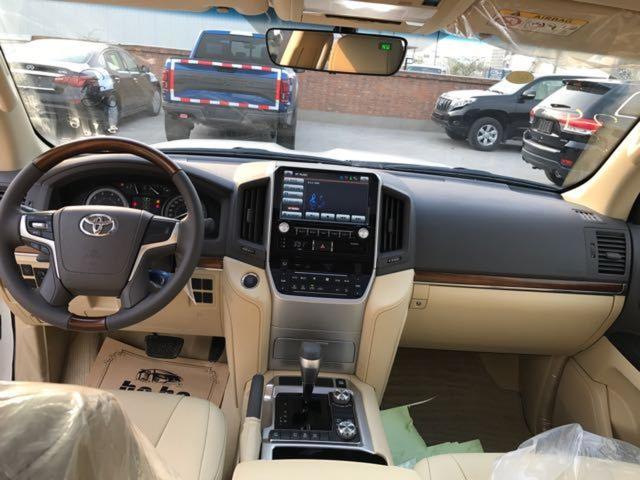 丰田陆地巡洋舰4600车身长轴距短越野更安心