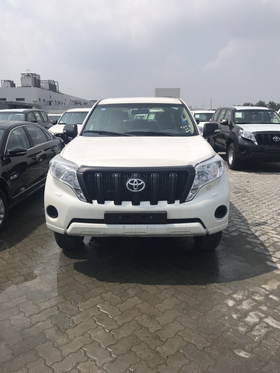 17款中东普拉多霸道2700vx胎压监测评测