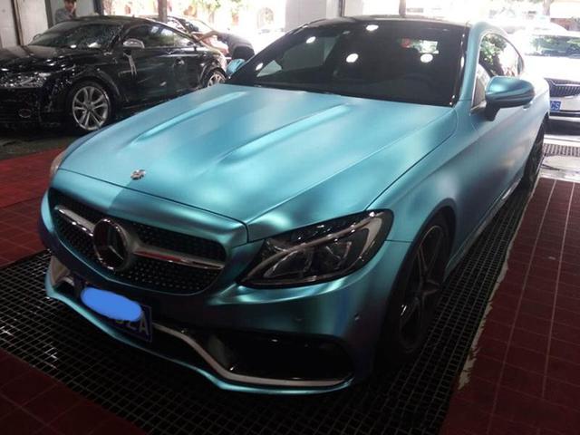 奔驰c200亚光电镀天蓝车身改色贴膜