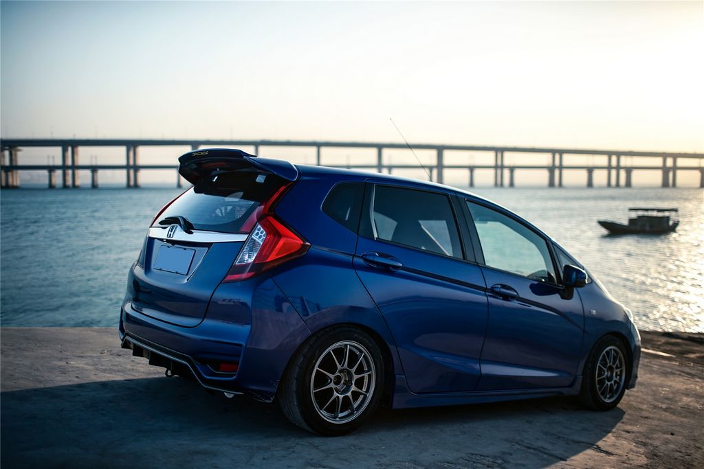 国内首辆飞度改装日规新款rs包围!