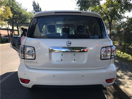 中东版18款尼桑途乐4.0xe低配 巅峰让利现车