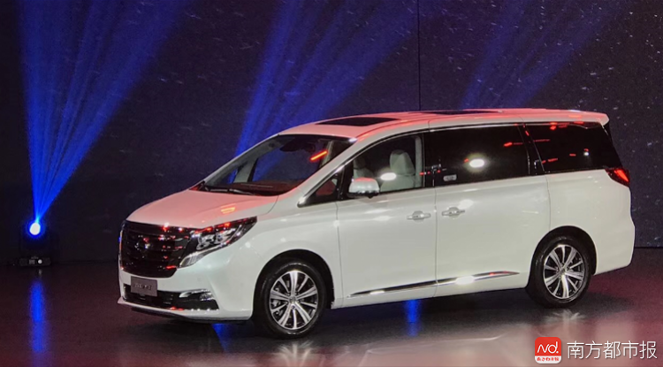 廣汽傳祺首款mpv gm8上市,且正式交付首批車