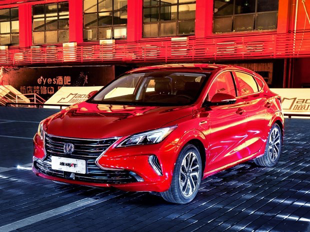 长安全新逸动xt让你怦然心动