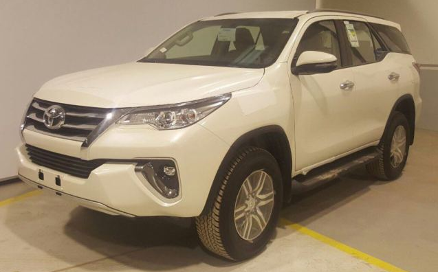 17款丰田穿越者2700天津港价格行情