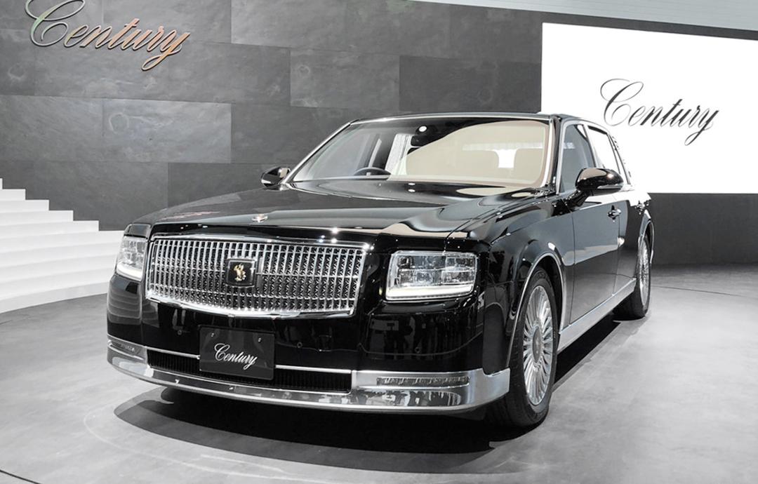 其实丰田的旗舰轿车是丰田世纪(toyota century),它作为丰田旗下最