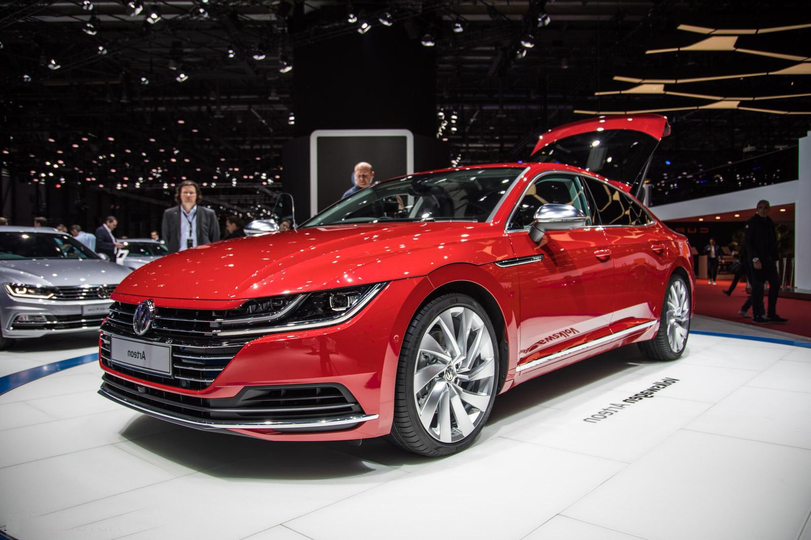 大众最美旗舰轿跑,无框车门配掀背式尾箱!